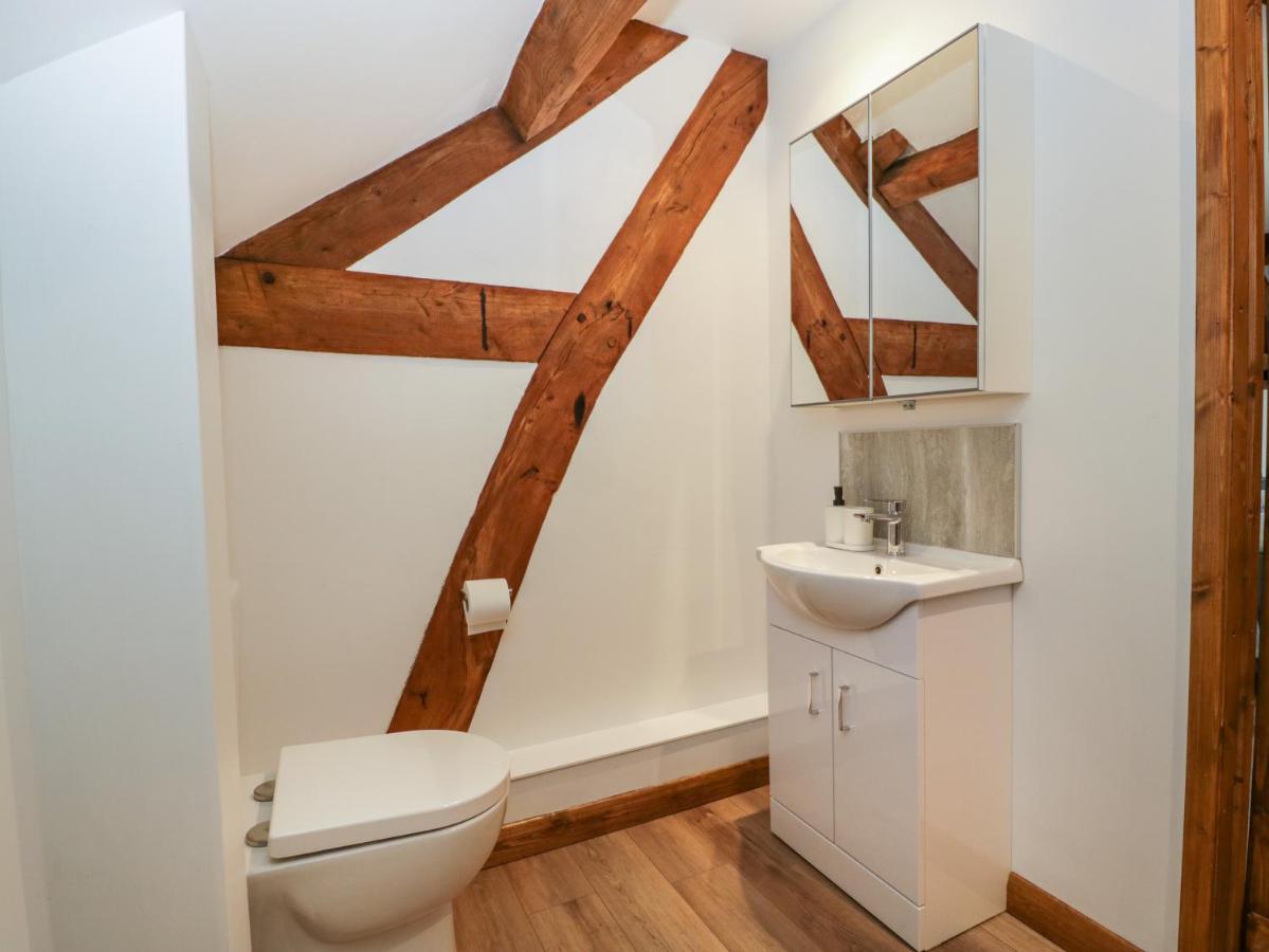 Lower Venn Granary Apartment 2 Wellington  ภายนอก รูปภาพ